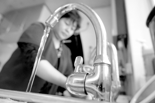 ����Մ������ˮ��Ⱦ�¼��l�l���������Ĳ���