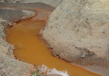 云南曲靖鉻渣污染